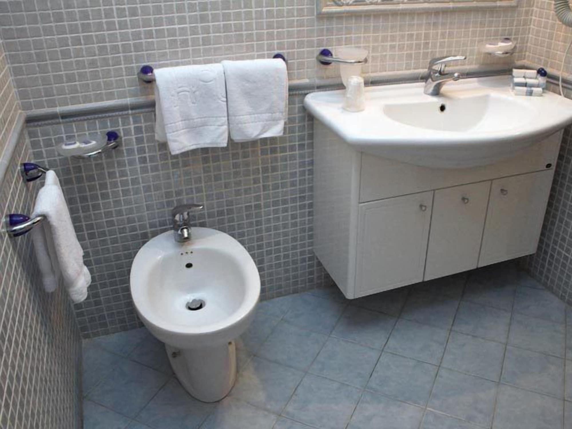 Hotel Apan Reggio di Calabria Ngoại thất bức ảnh